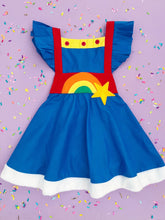 Cargar imagen en el visor de la galería, Vestido Rainbow Brite Modelo 1941