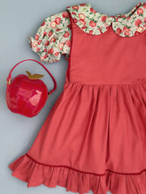 Cargar imagen en el visor de la galería, Vestido Mod 1950 C/Blusa Manzanas