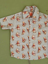 Load image in gallery viewer, Camisa Winnie Pooh