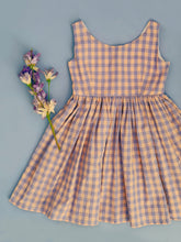 Cargar imagen en el visor de la galería, Vestido Cuadros lila/melon Mod 1948
