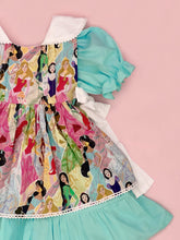 Load image in gallery viewer, Vestido Princesas Colores Mod 1951