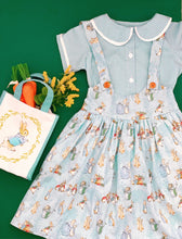 Load image in gallery viewer, Falda y Blusa Peter Rabbit Mod 1954