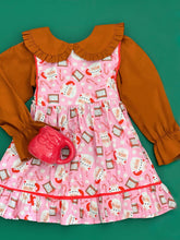 Load image in gallery viewer, Vest Mod 1950 C/Blusa Santa Mug