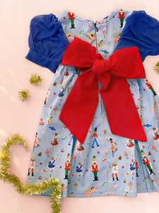 Nutcracker/Blue Dress Model 1952