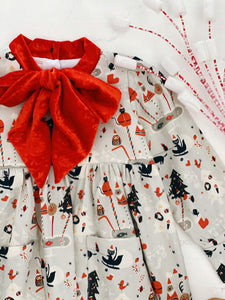 Christmas Dress Model 1965
