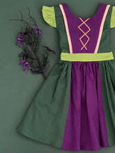 Load image in gallery viewer, Winifred Sanderson Model 1946 Dress